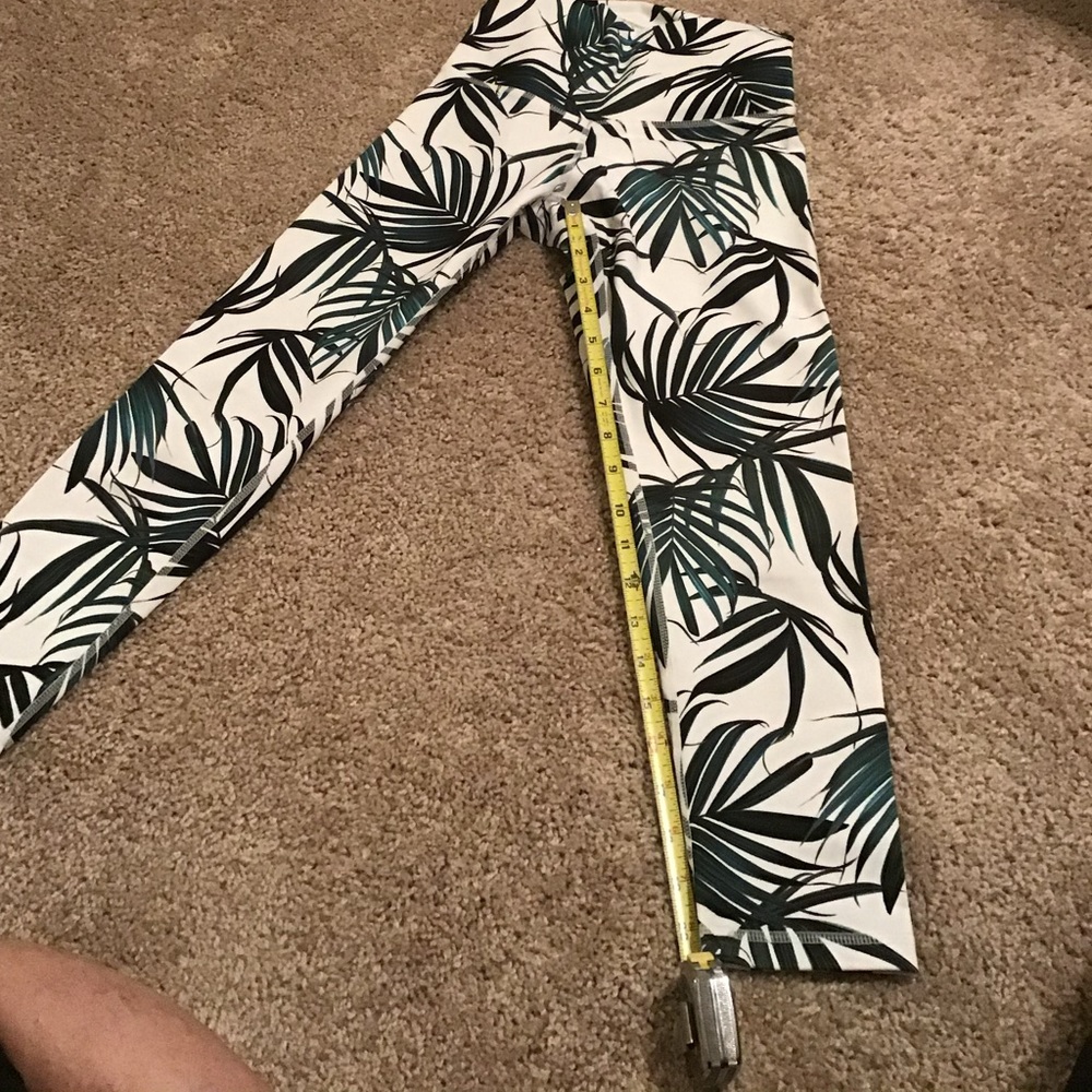DYI leggings / yoga pants size Small green leaf